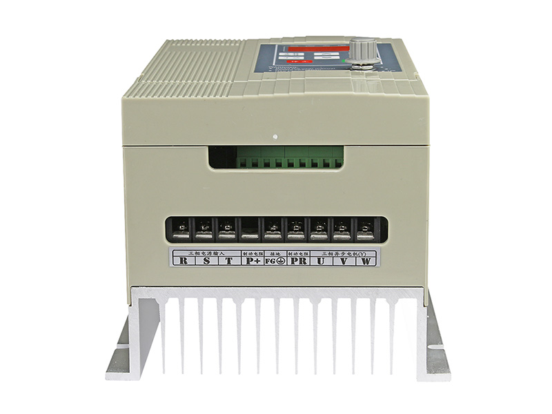 4000H通用變頻器，變頻器三相380V，變頻器廠家，電機(jī)變頻器